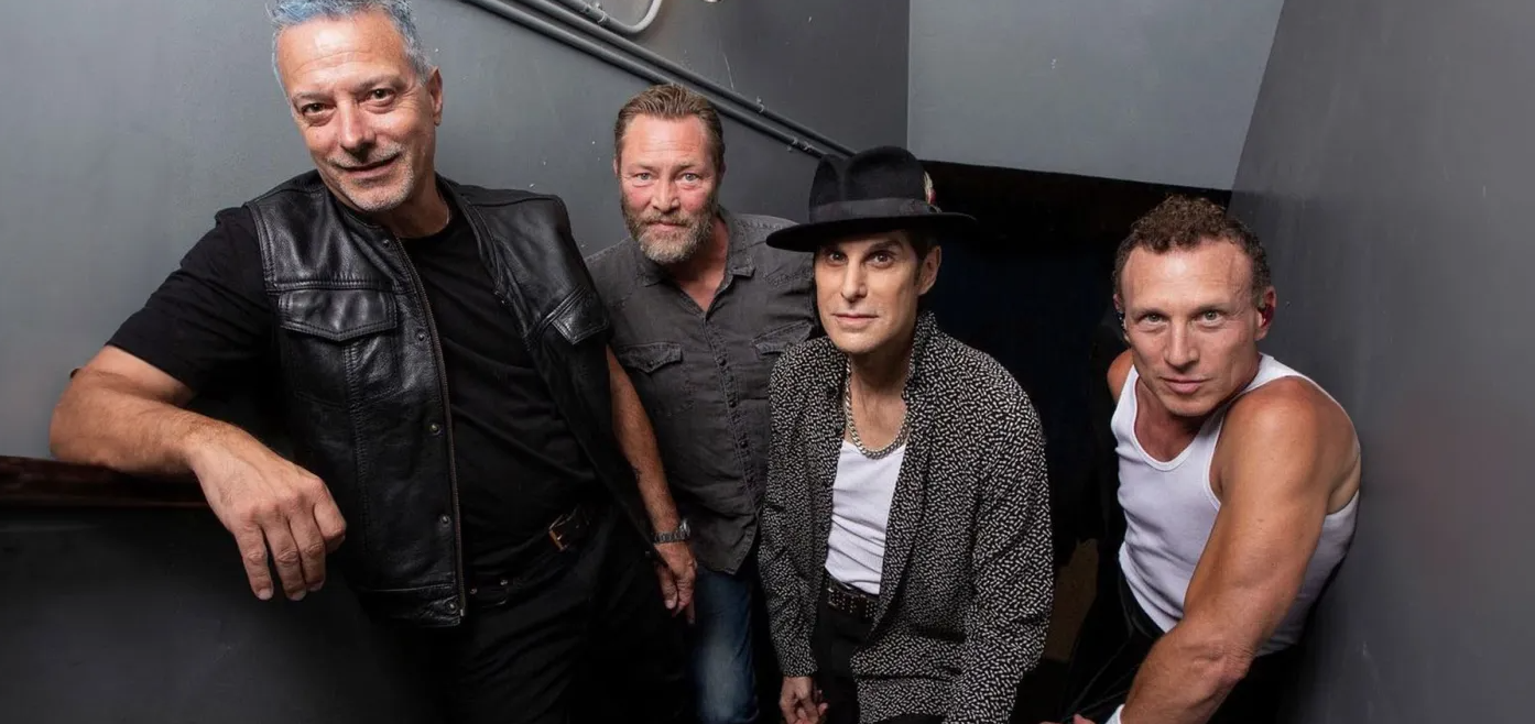 Porno For Pyros Postpone Tour, Continue Creating New Music