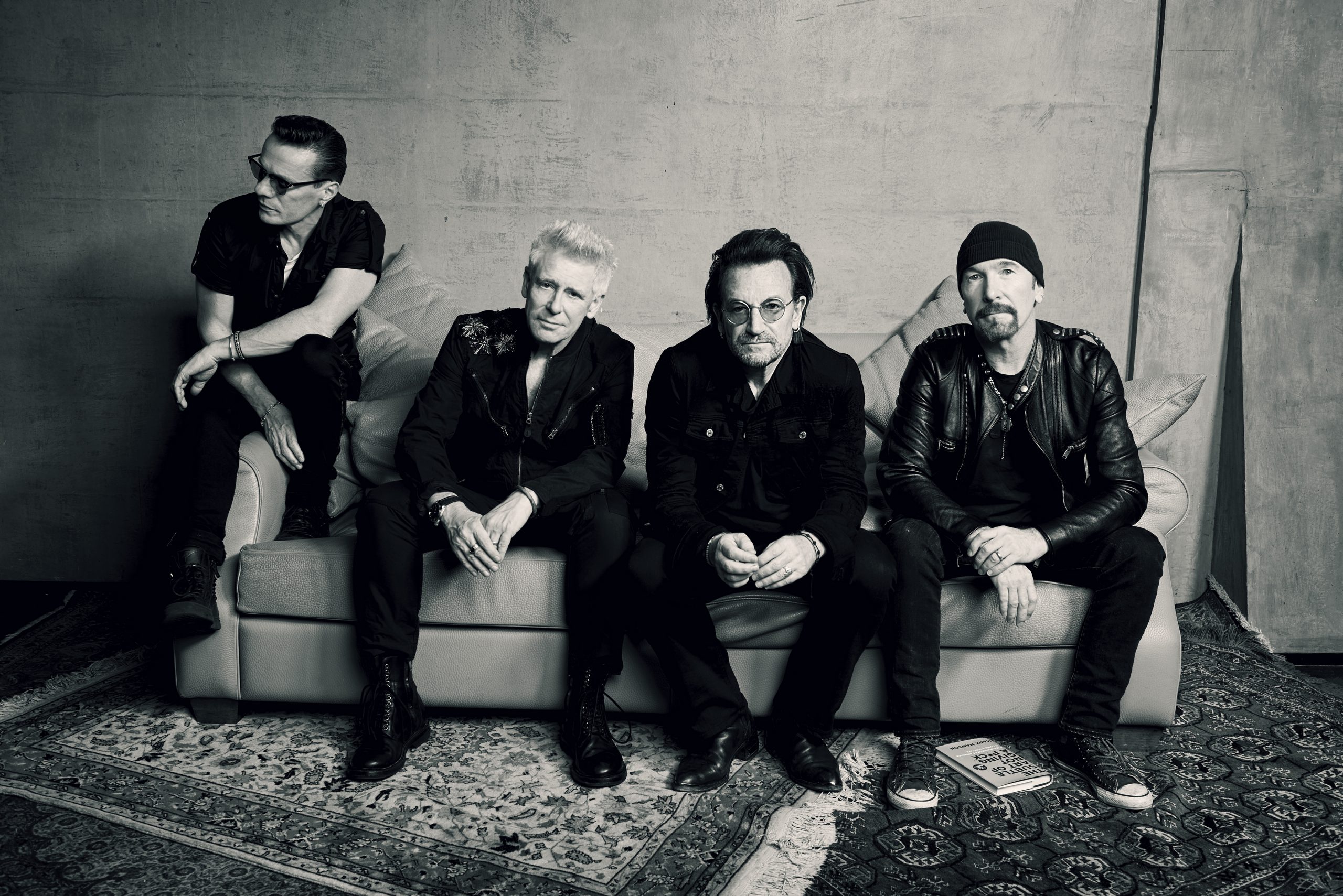 U2-Olaf-Heine-Sao-Paolo-2017-HiRes-scaled