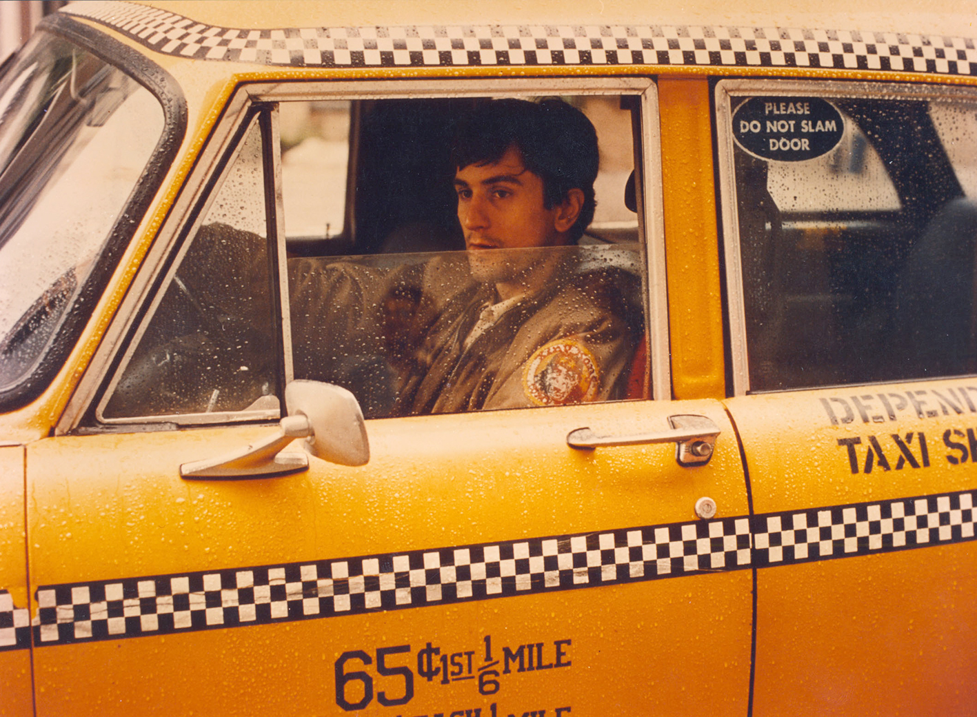 Taxi Driver Year : 1976 USA Director : Martin Scorsese Robert De Niro Golden palm Cannes 1976. Image shot 1961. Exact date unknown.